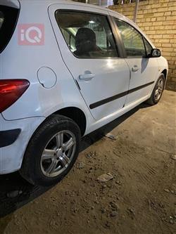 بيجو 307